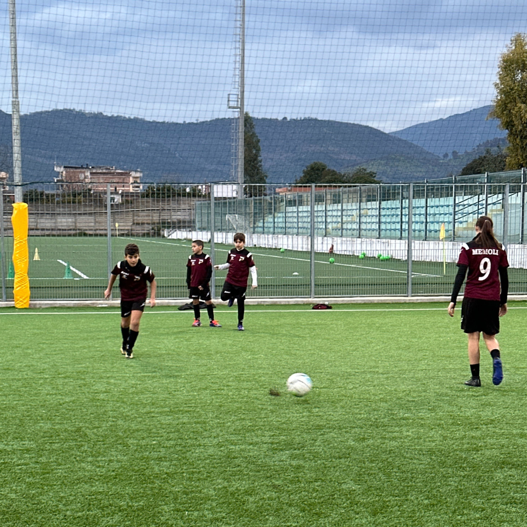 Allievi della Pontecagnano Academy che praticano calcio giovanile